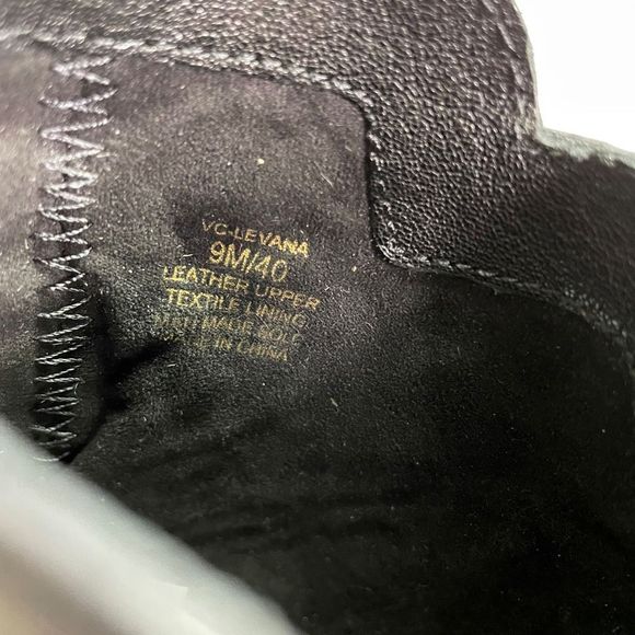 Vince Camuto Levana Heeled Booties Back Zip Perforated Leather Black 9 NWOT - Picture 7 of 8